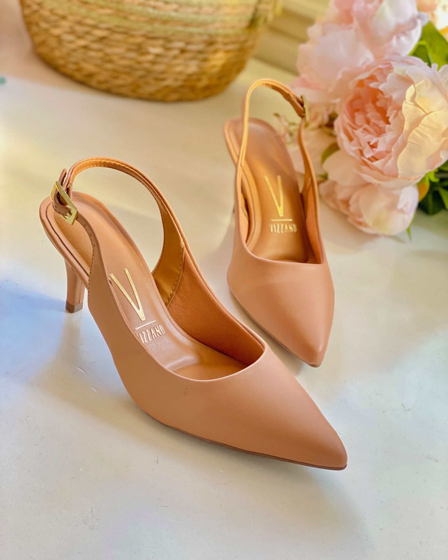 Sandaleta / Beige Chic Touch