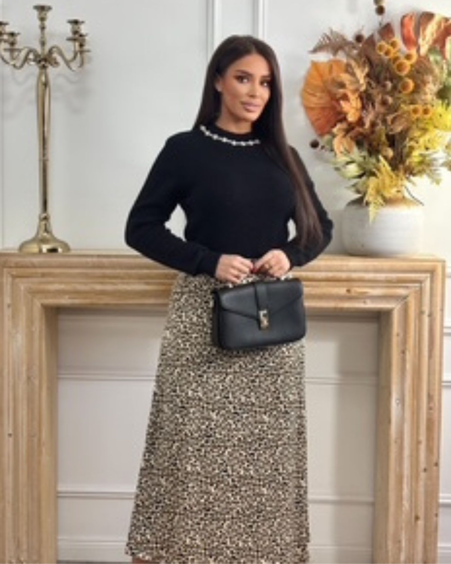 Crni džemper sa cirkonima