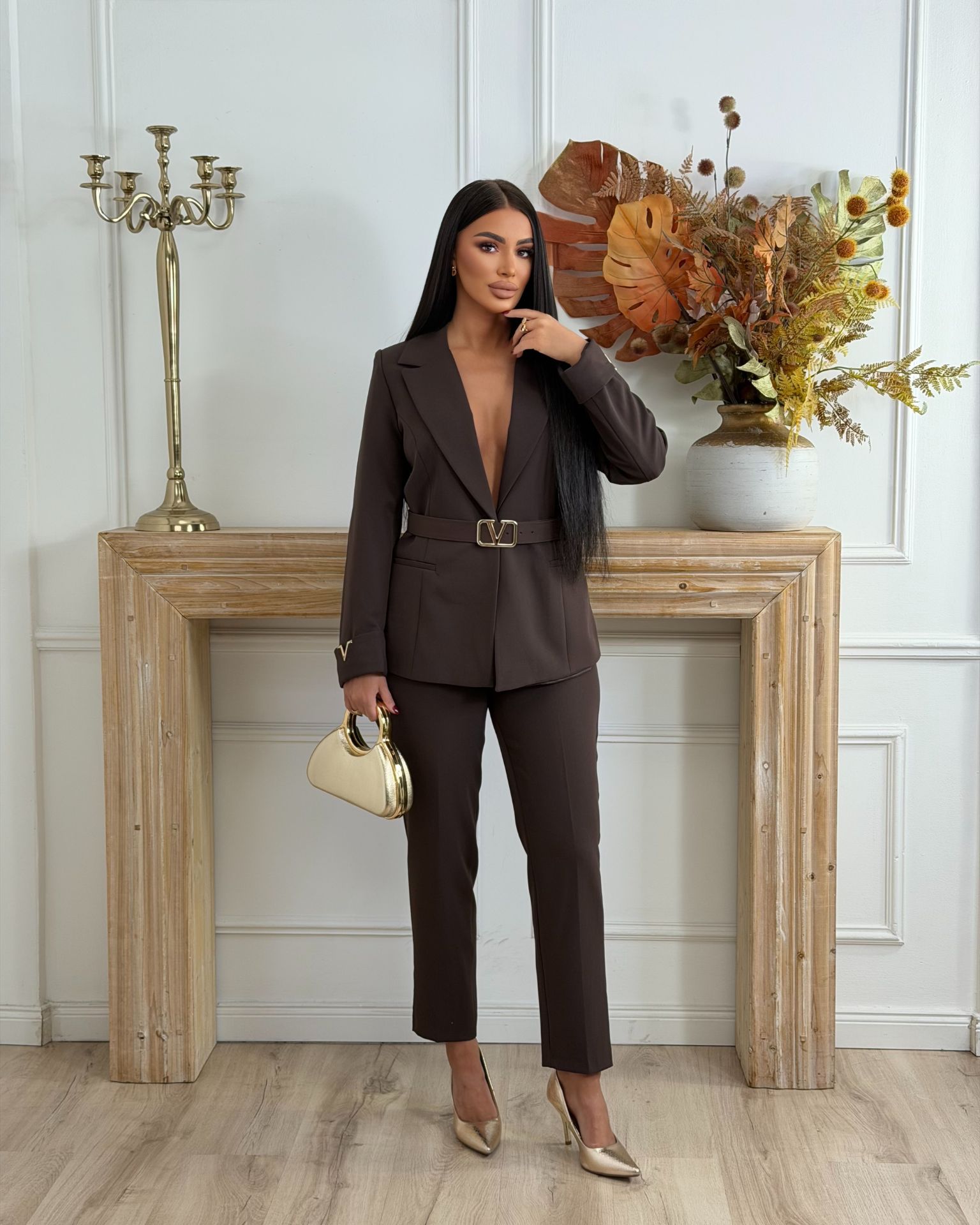 Braon komplet sa cigaret pantalonama - velika serija