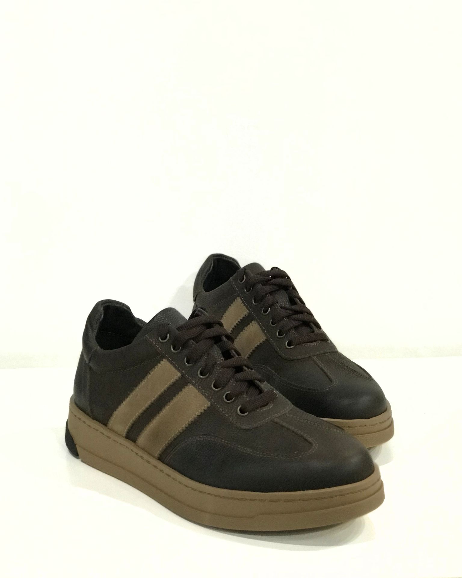 Maslinaste kožne patike