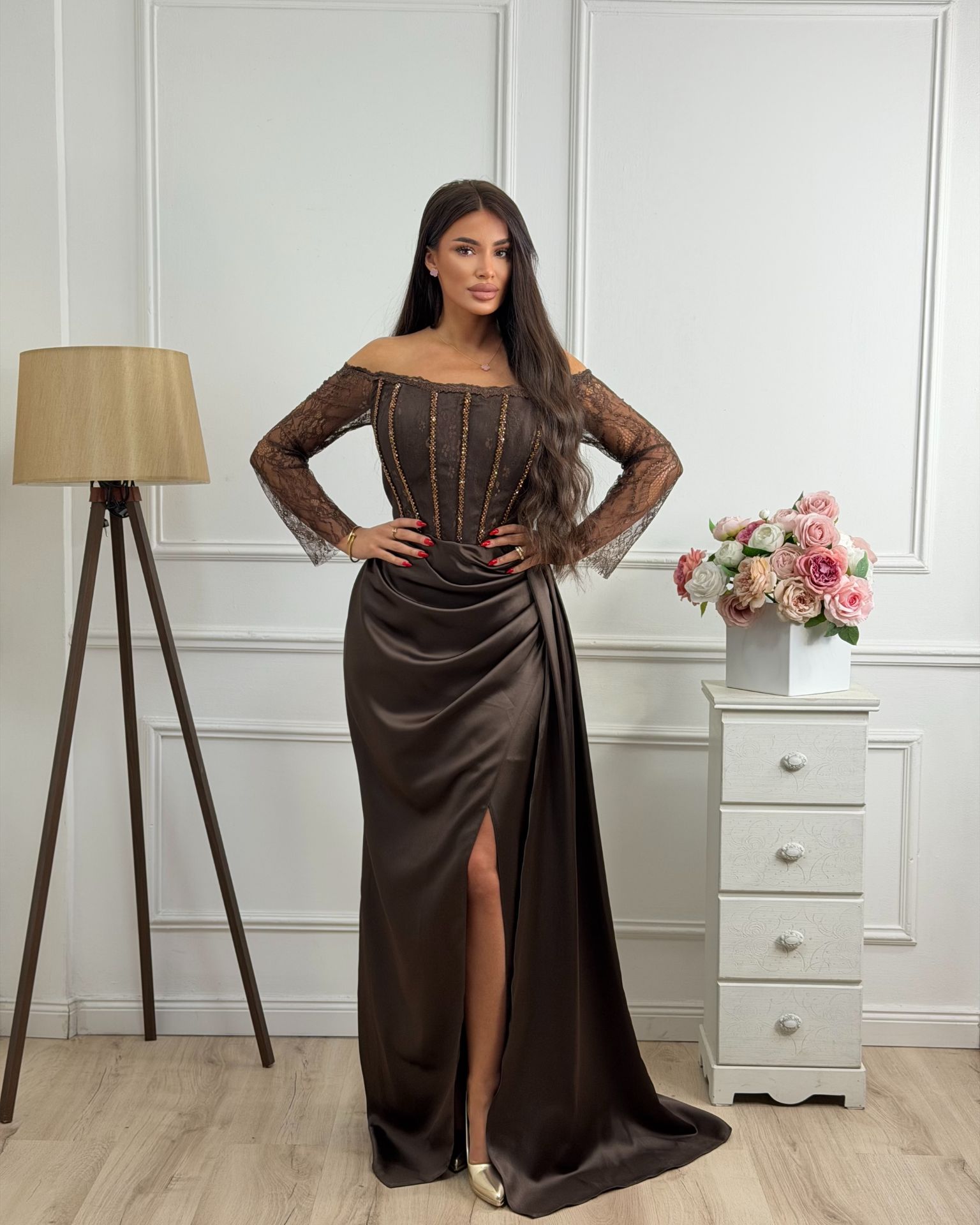 Haljina / Mocha Lace Elegance