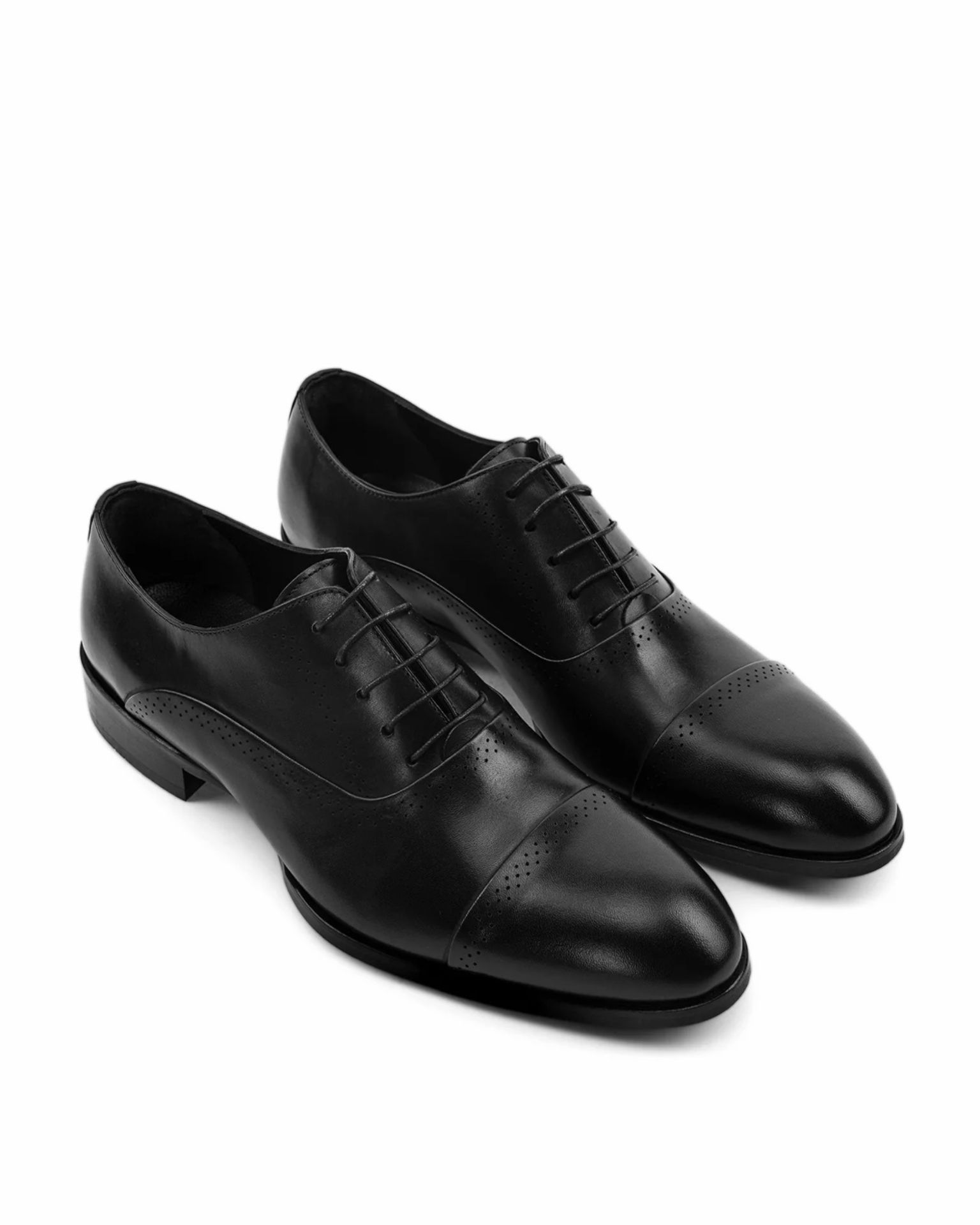 Crne elegantne kožne cipele