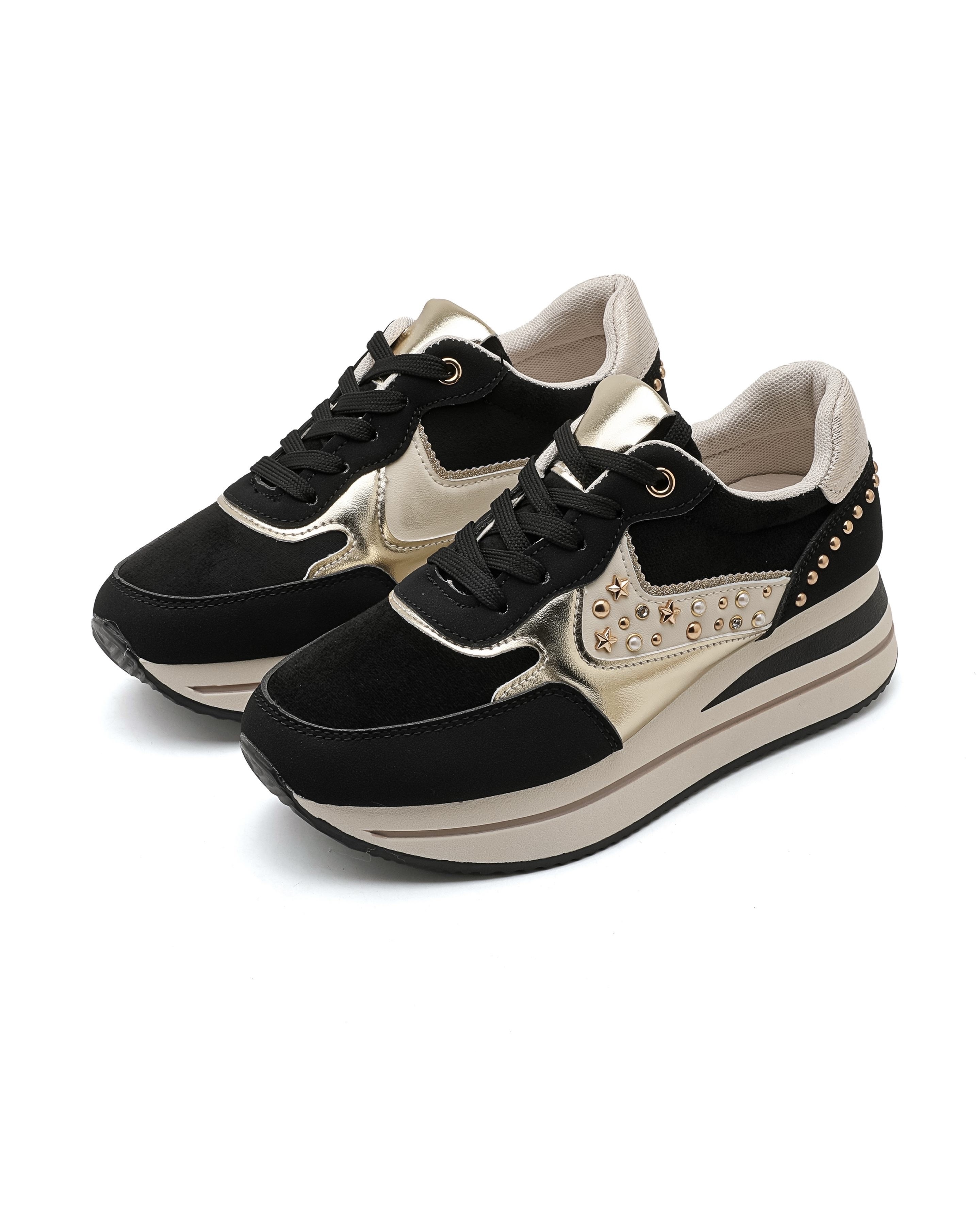 Crne patike sa nitnama