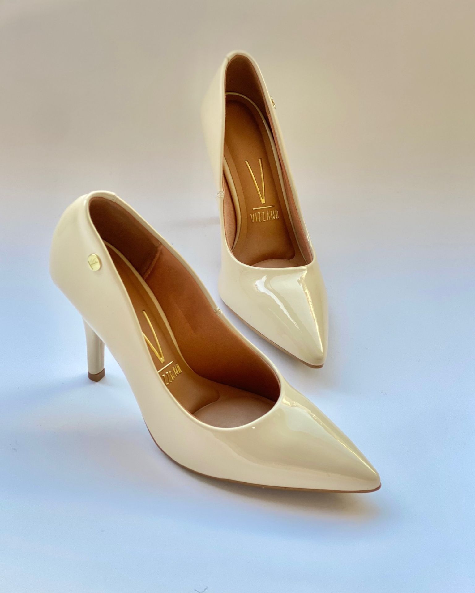 Bež salonke / Beige Gloss