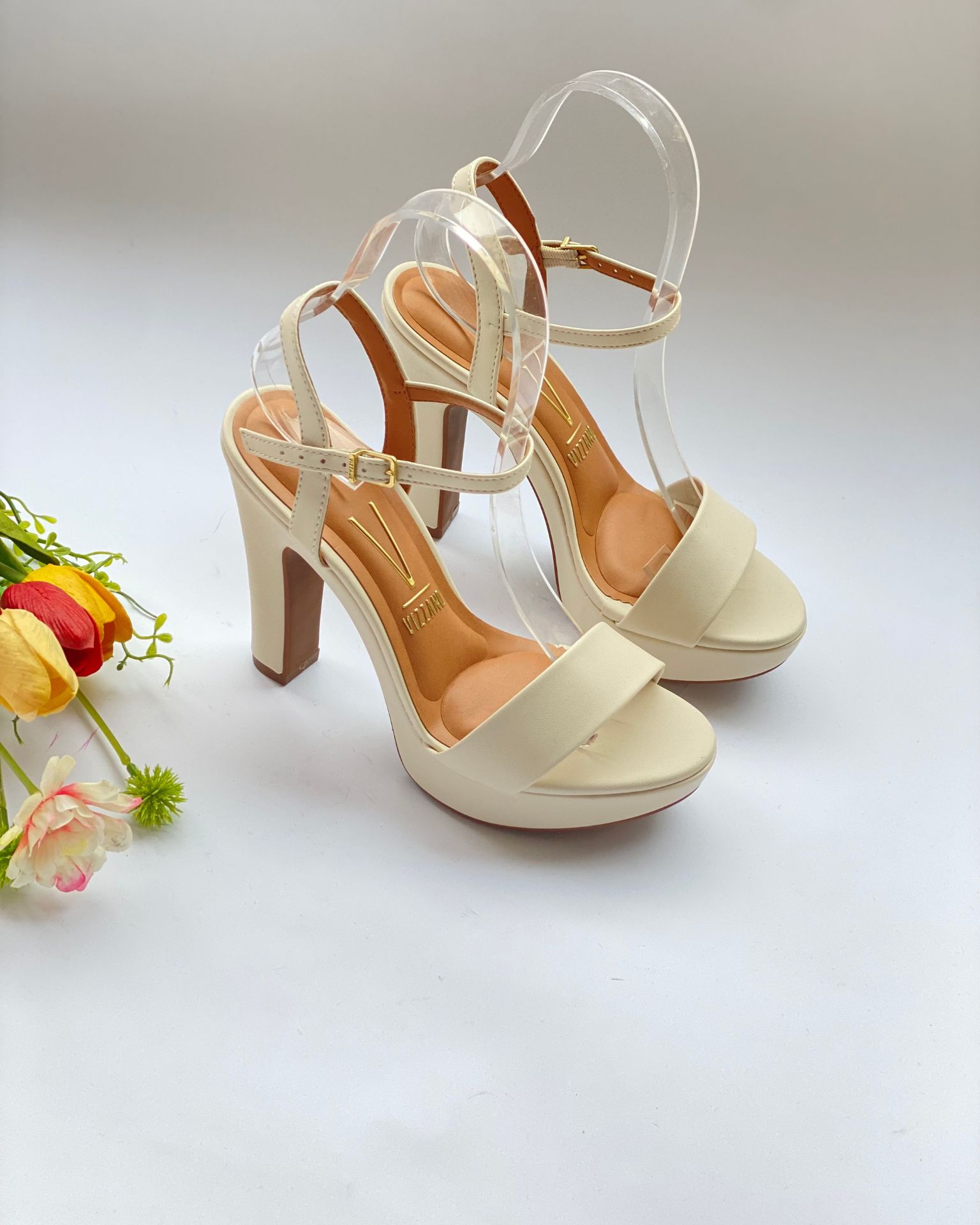 Sandala / White Glam