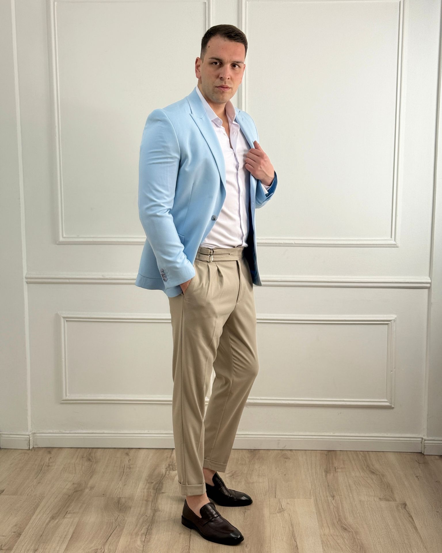Muške bež pantalone / Old Money Classic