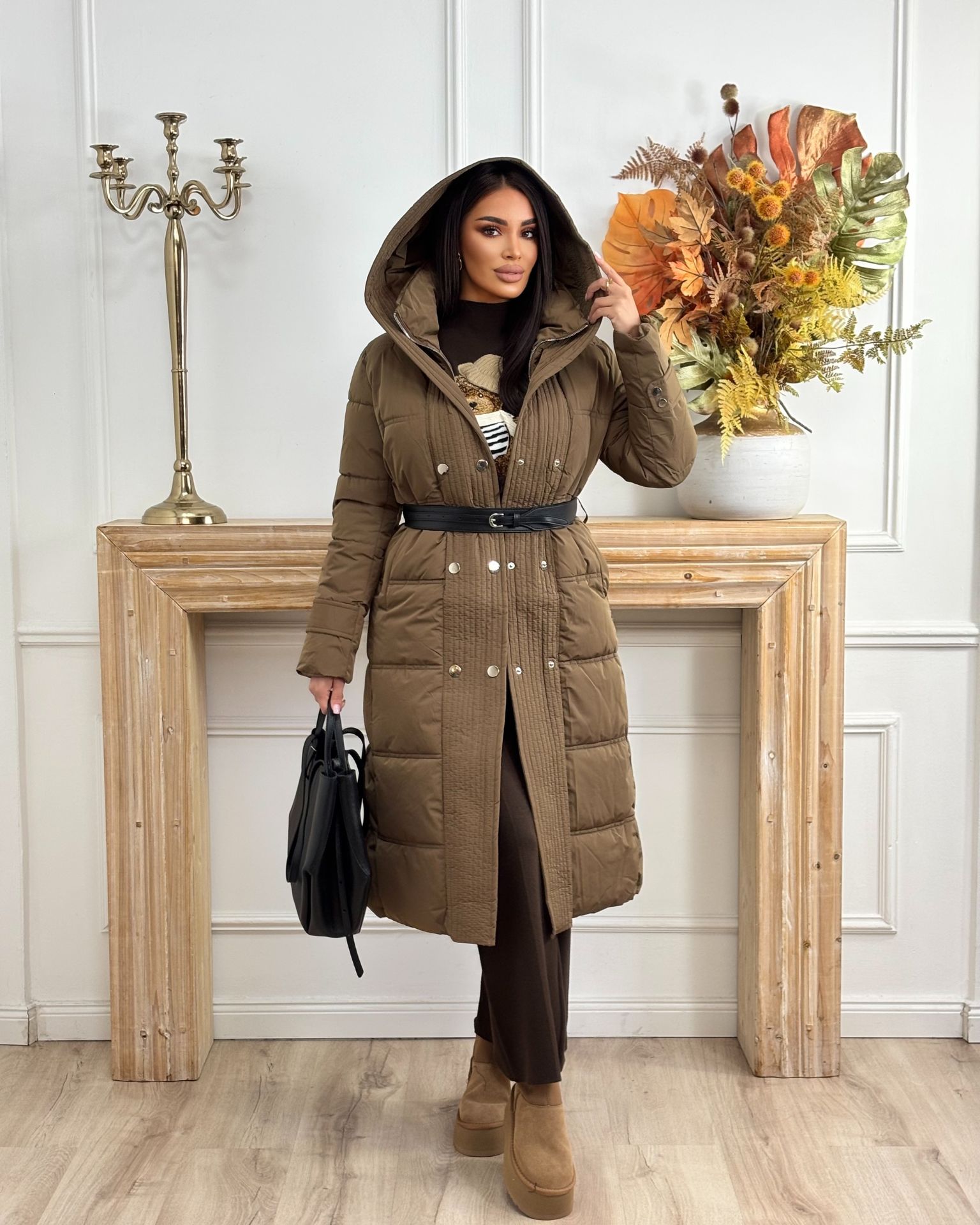 Braon duga jakna sa kaišem