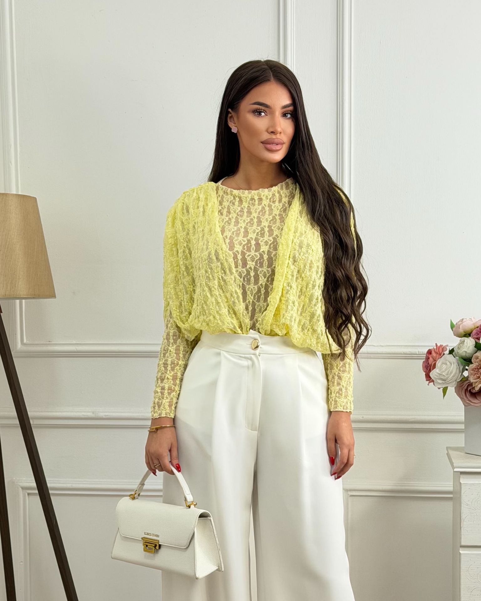Bodi / Golden Lace Chic