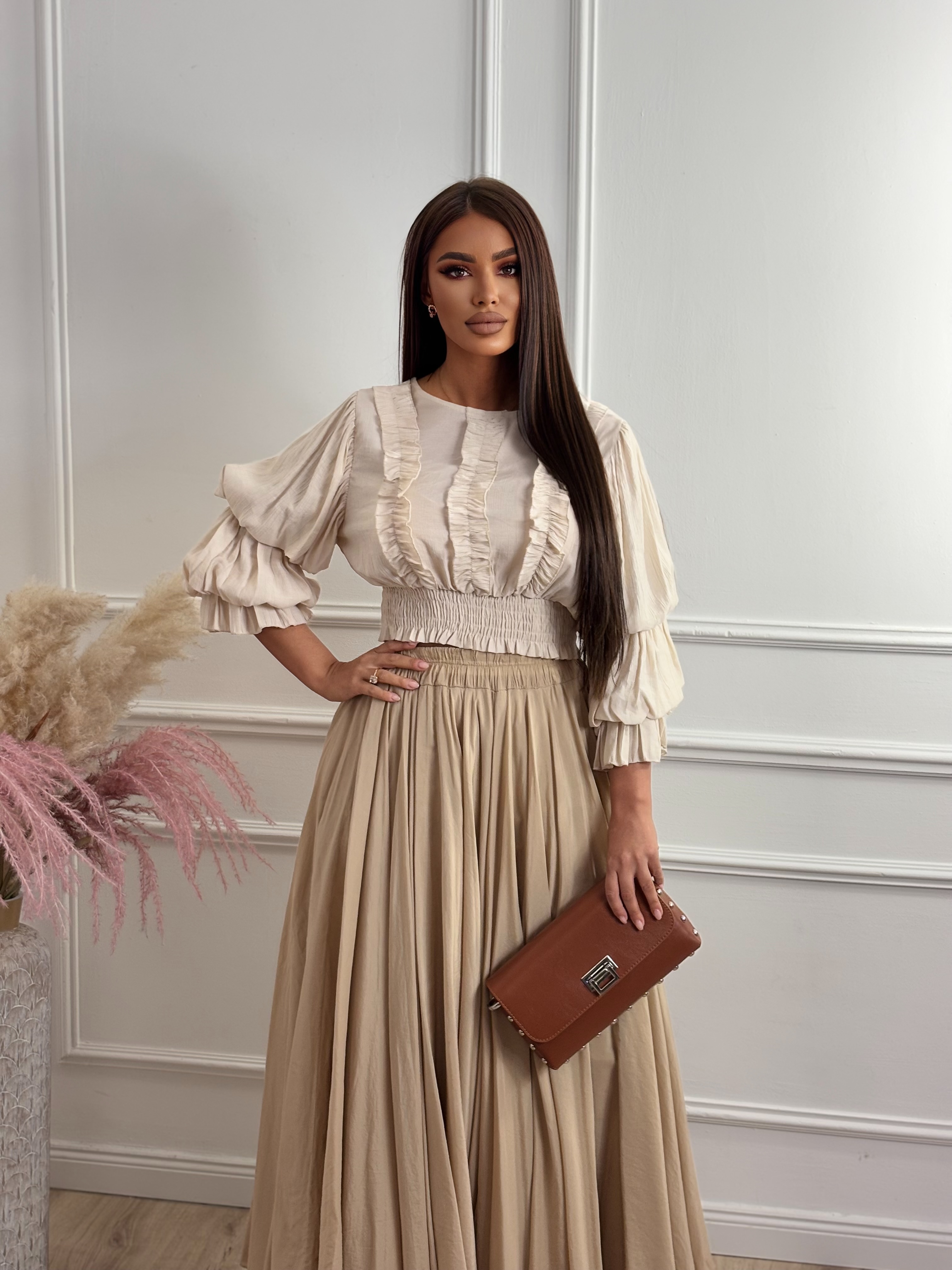 Bež crop bluza
