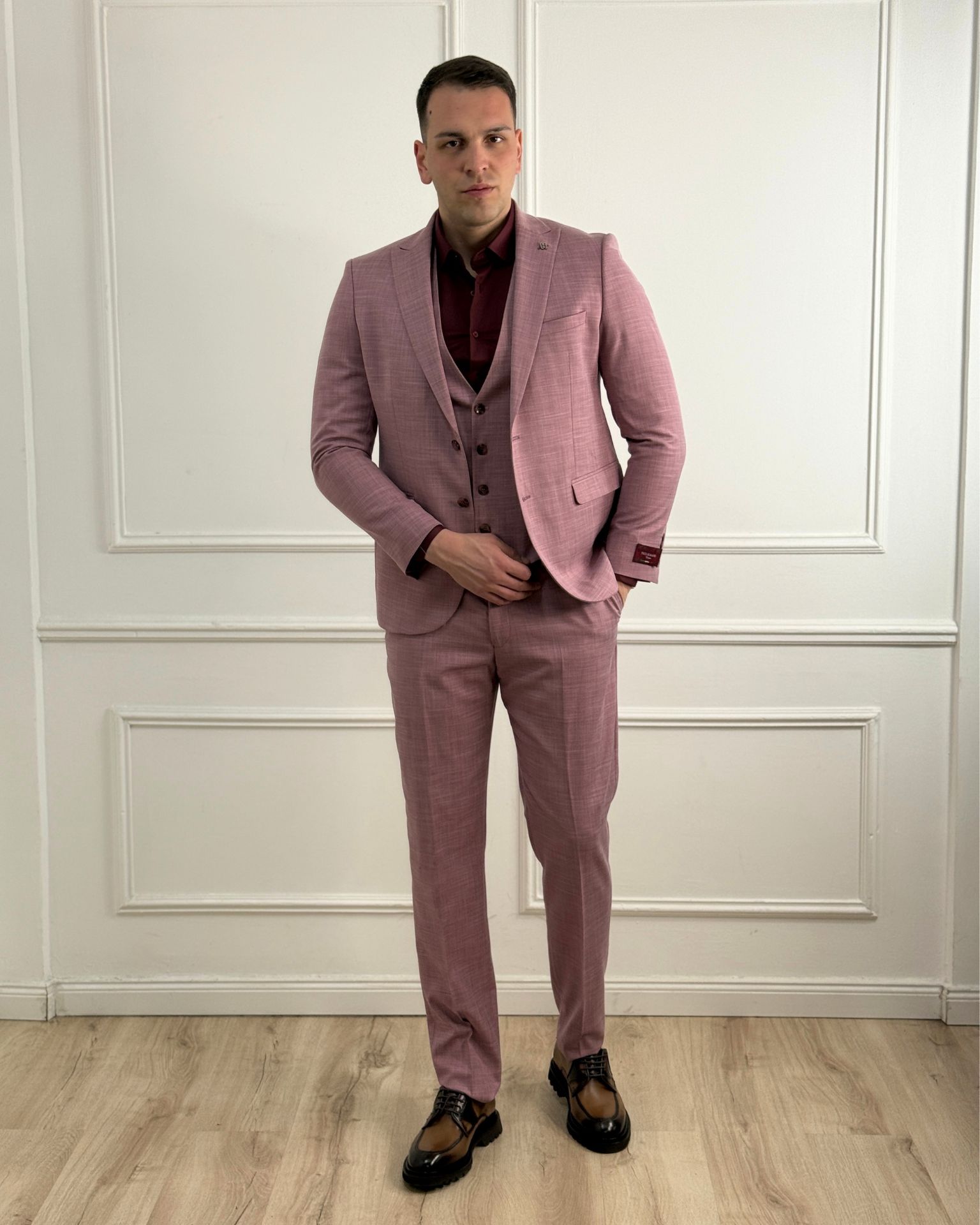 Muško slim fit odelo / Burgundy Rose Elegance