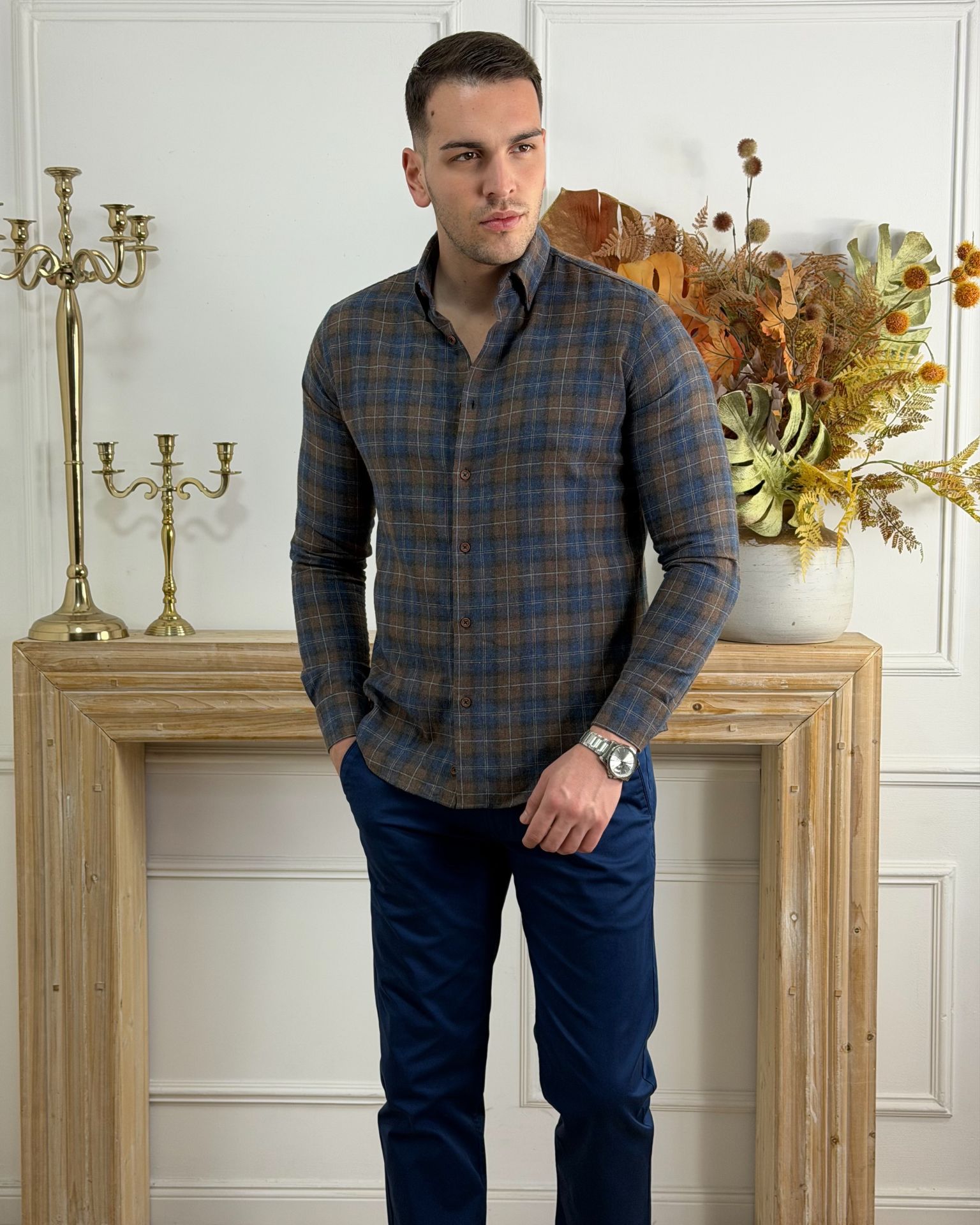 Karirana košulja u plavo-braon boji