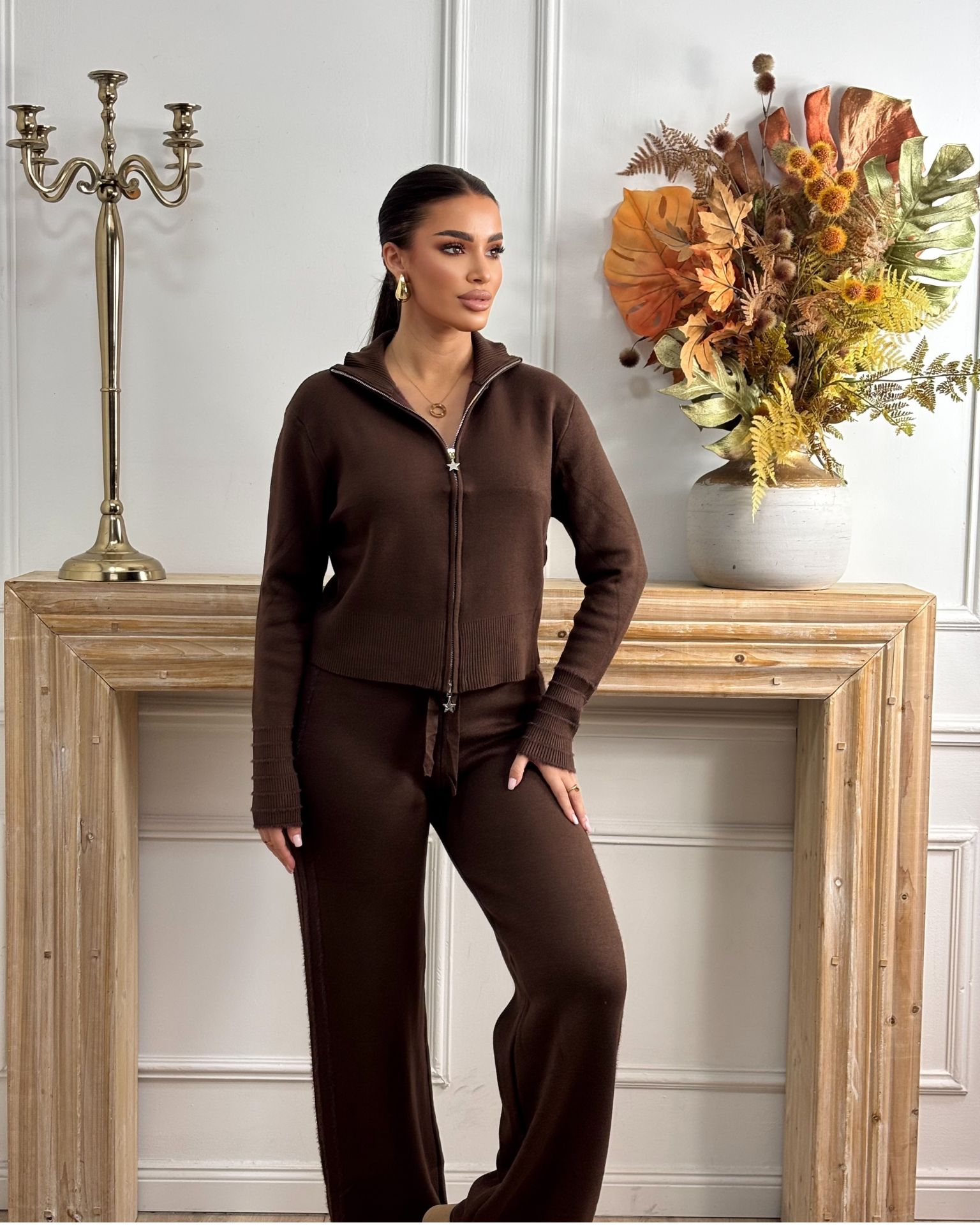 Braon postavljena trenerka od trikotaže