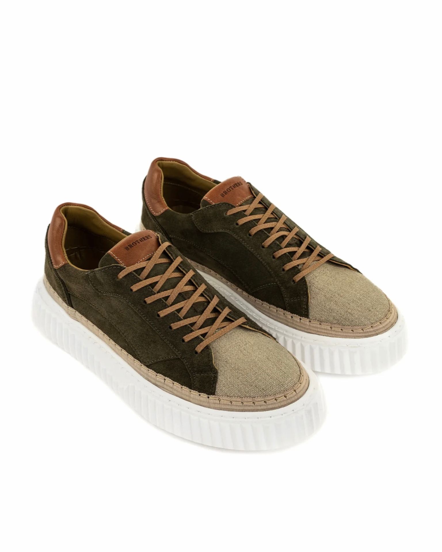 Maslinaste patike sa belim đonom